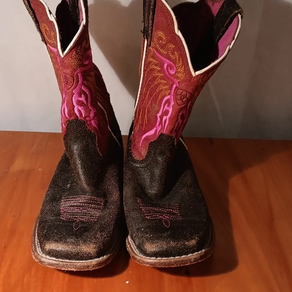 Ariat Girls Cowboy Boots Size 11.5